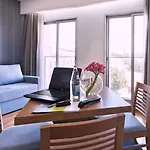 Lux Park - Hotel, & Hotell