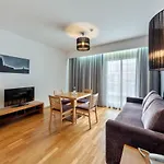 Lux Park - Hotel, & Ξενοδοχείο Φάτιμα