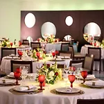 Lux Park - Hotel, & 4* فاطمة