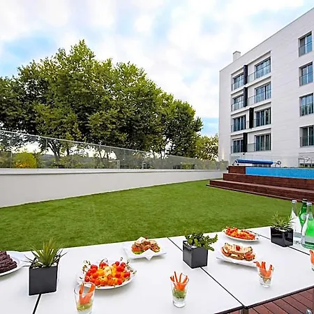 Lux Park - Hotel, & מלון 4*