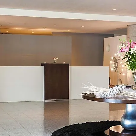 Lux Park - Hotel, & מלון 4*
