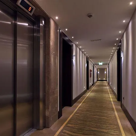 Lux Park - Hotel, Suites&residence Hotel