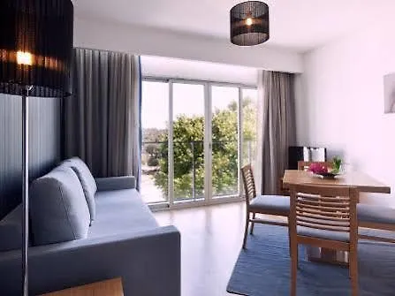 Lux Park - Hotel, Suites&residence