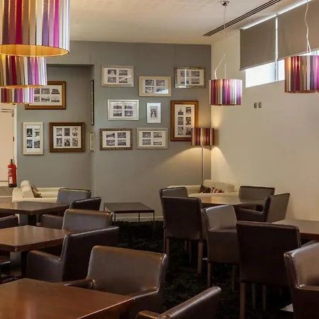 力士法蒂玛公园 - 酒店，套房及公寓 酒店 4*