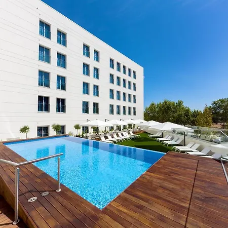 Lux Park - Hotel, & Ξενοδοχείο 4*