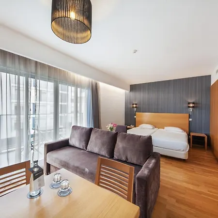 Lux Park - Hotel, & 호텔 4*