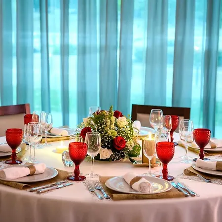 Lux Park - Hotel, & 4* Fatima