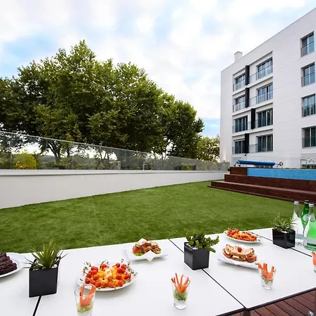 Lux Park - Hotel, & 4*