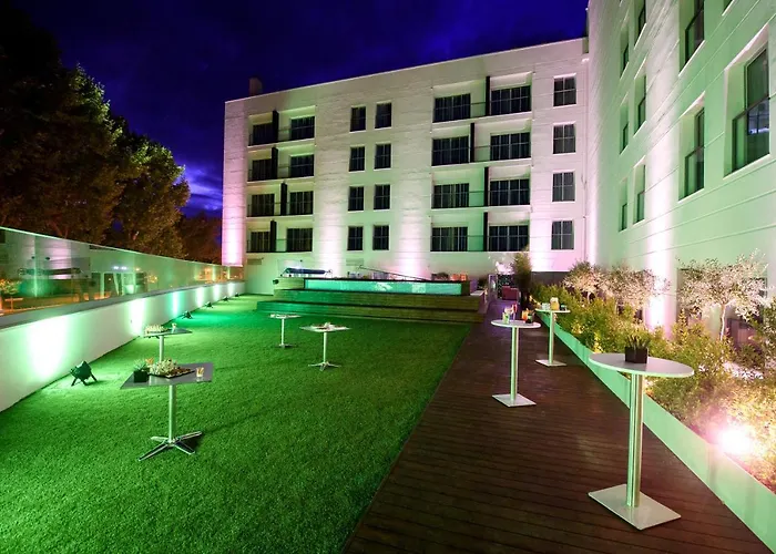 Lux Park - Hotel, & 4* Fatima